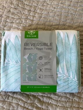 GAIAM Reversible Beach & Yoga Towel